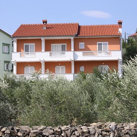 Apartments Sandra Palit Εξωτερικό φωτογραφία
