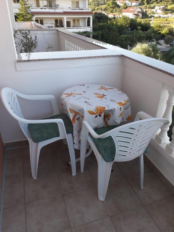 Apartments Sandra Palit Εξωτερικό φωτογραφία