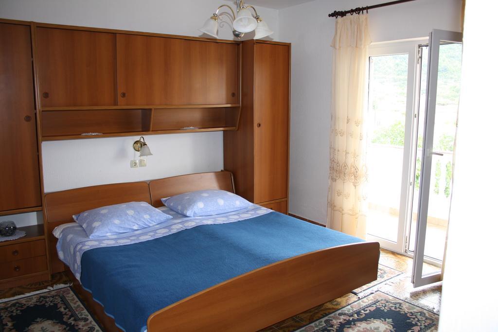 Apartments Sandra Palit Εξωτερικό φωτογραφία