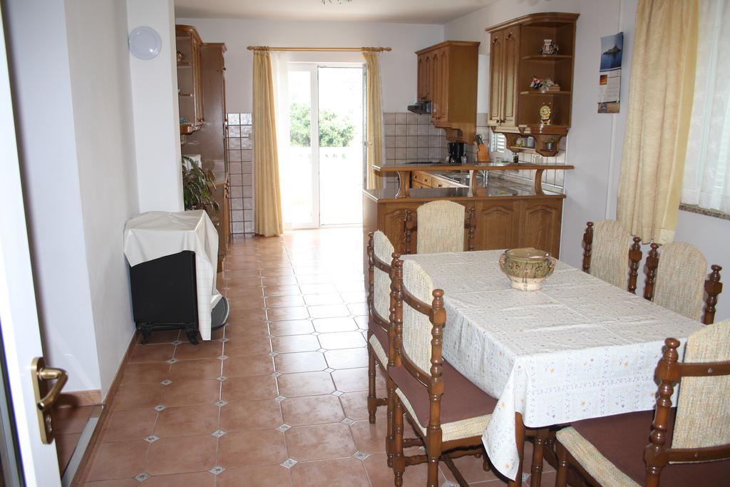 Apartments Sandra Palit Εξωτερικό φωτογραφία